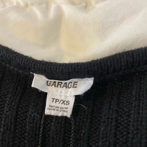 Cropped Zipper Cardigan - Picture 8 of 8